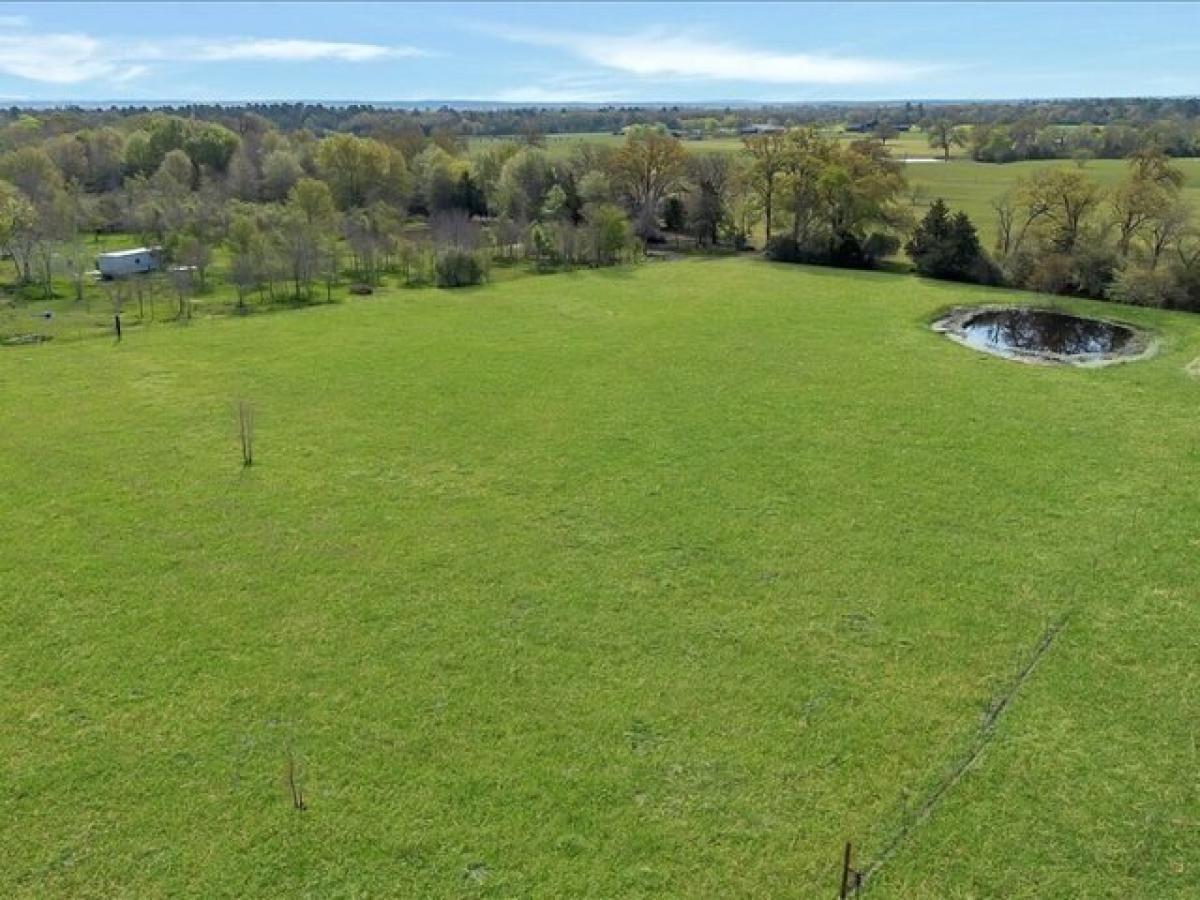 Picture of Residential Land For Sale in Bedias, Texas, United States