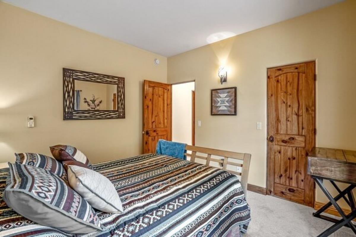 Picture of Home For Sale in Santa Fe, New Mexico, United States