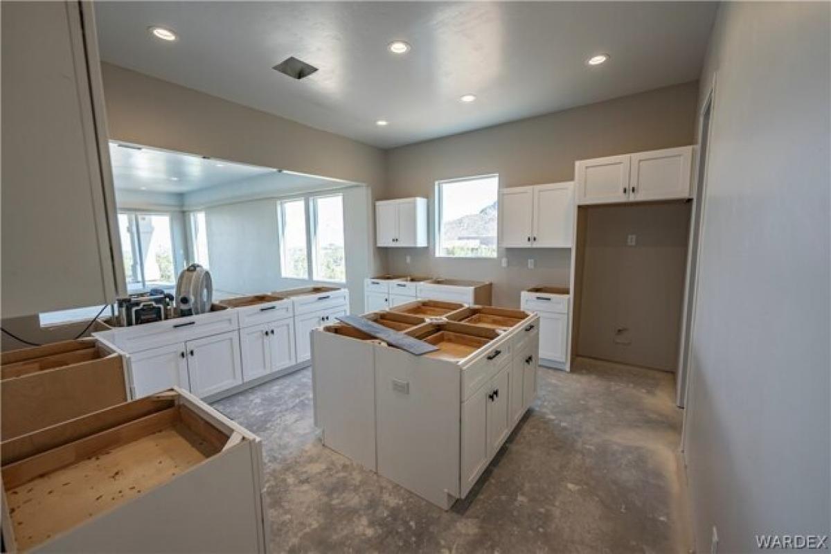 Picture of Home For Sale in Kingman, Arizona, United States