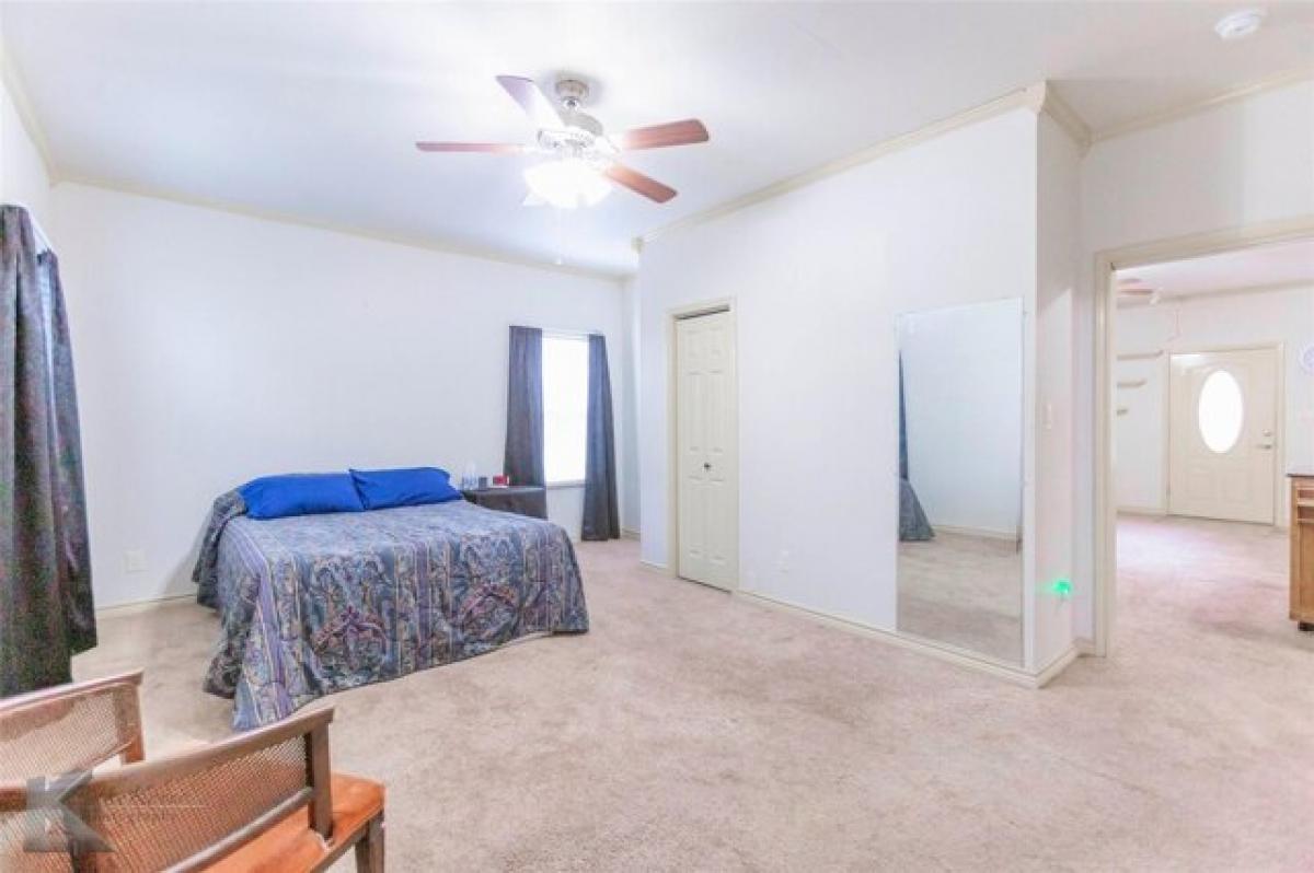 Picture of Home For Sale in Abilene, Texas, United States