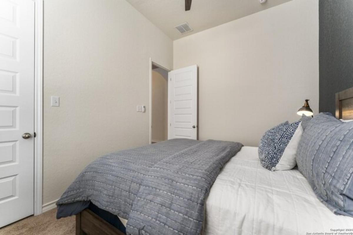 Picture of Home For Sale in New Braunfels, Texas, United States