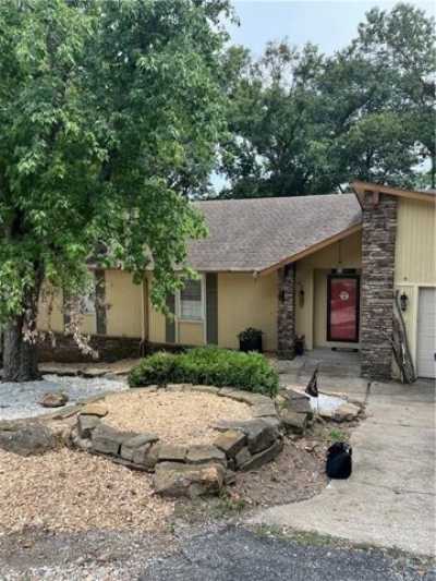 Home For Sale in Bella Vista, Arkansas