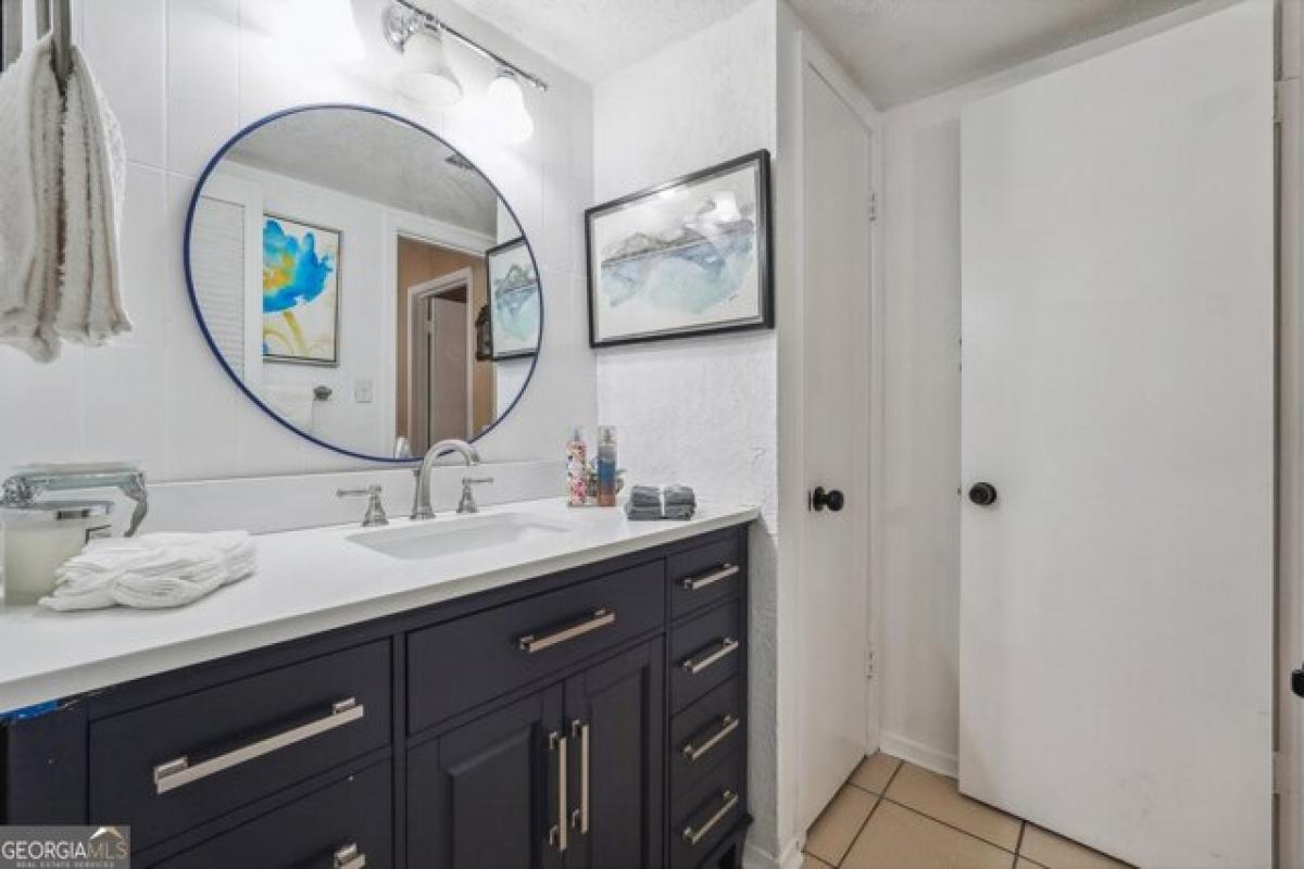 Picture of Home For Sale in Stone Mountain, Georgia, United States