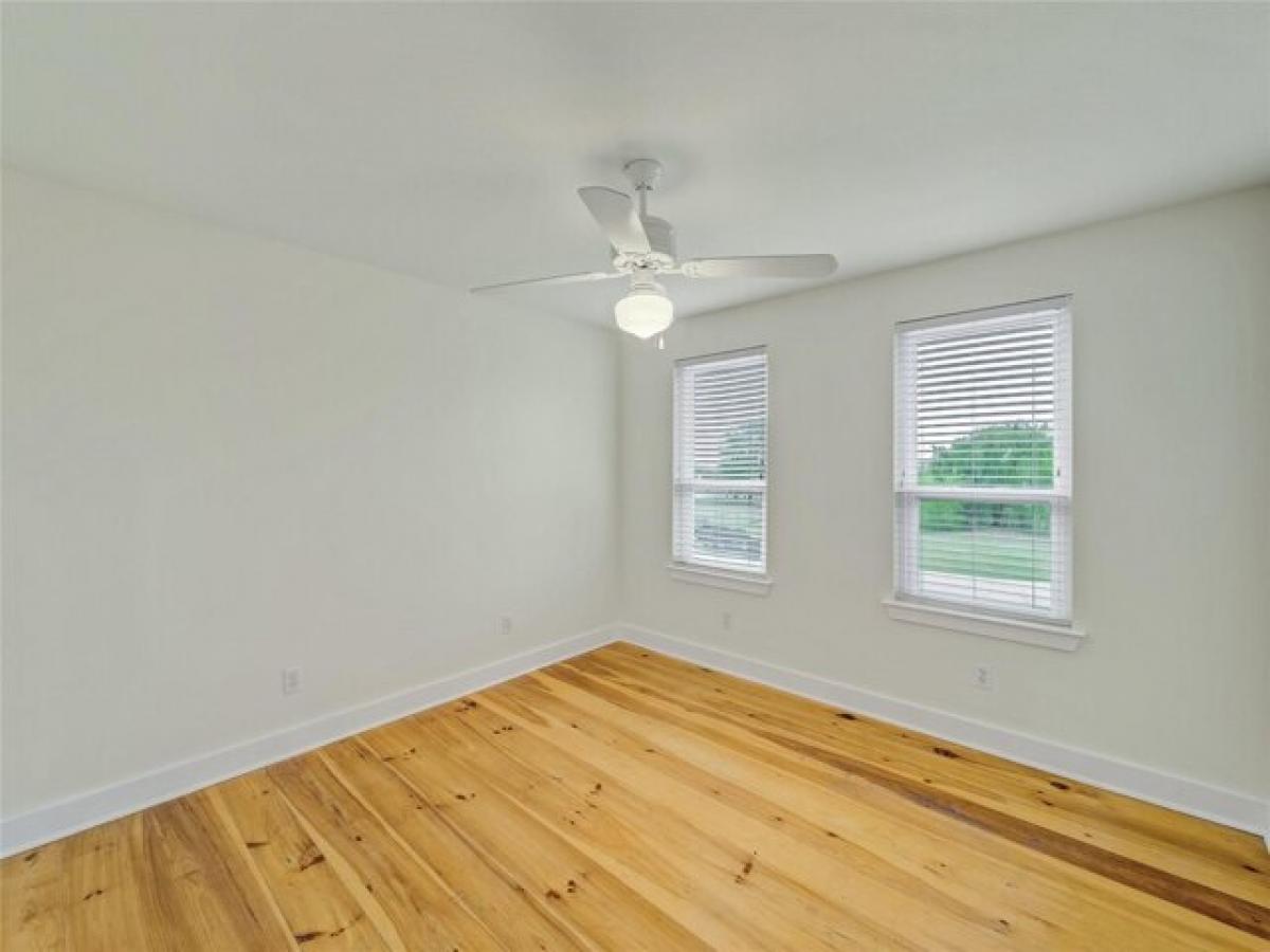 Picture of Home For Sale in Argyle, Texas, United States