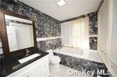 Home For Sale in Flushing, New York