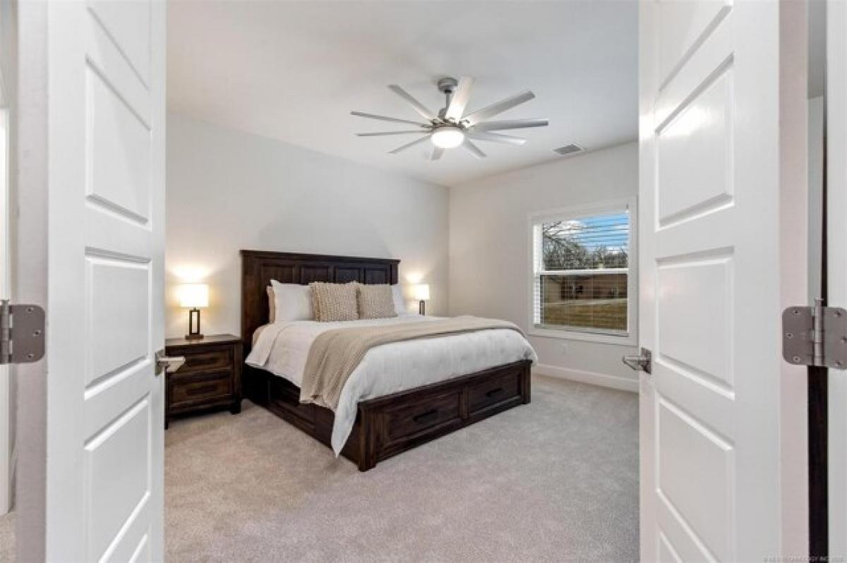 Picture of Home For Sale in Afton, Oklahoma, United States