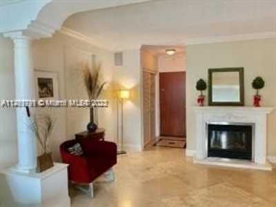 Home For Rent in Hollywood, Florida