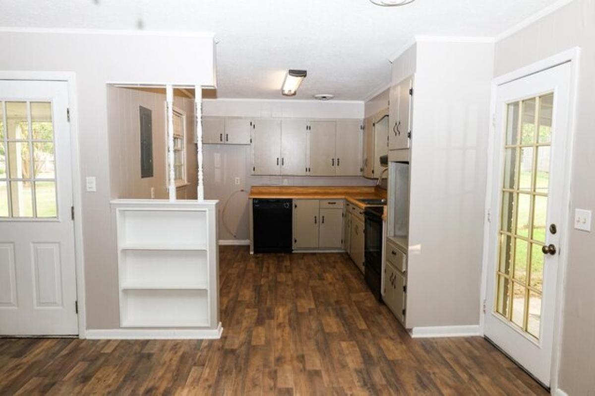 Picture of Home For Sale in Tupelo, Mississippi, United States