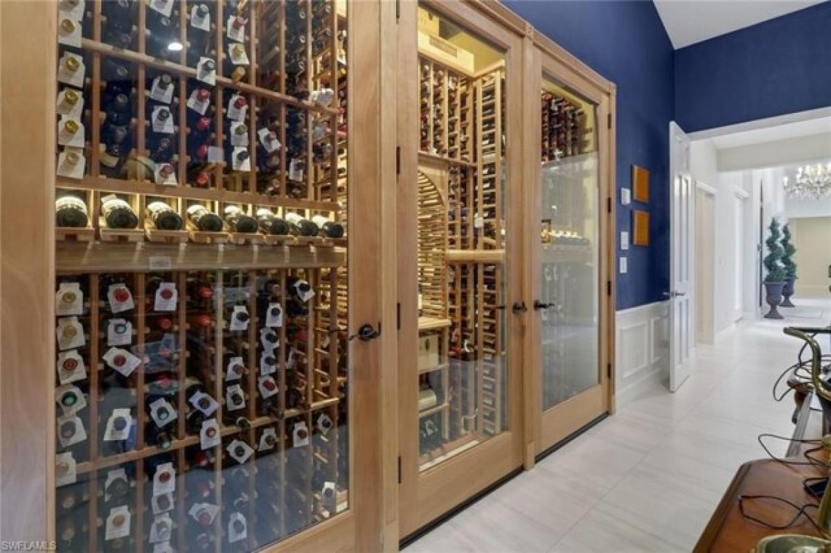 Picture of Home For Sale in Naples, Florida, United States