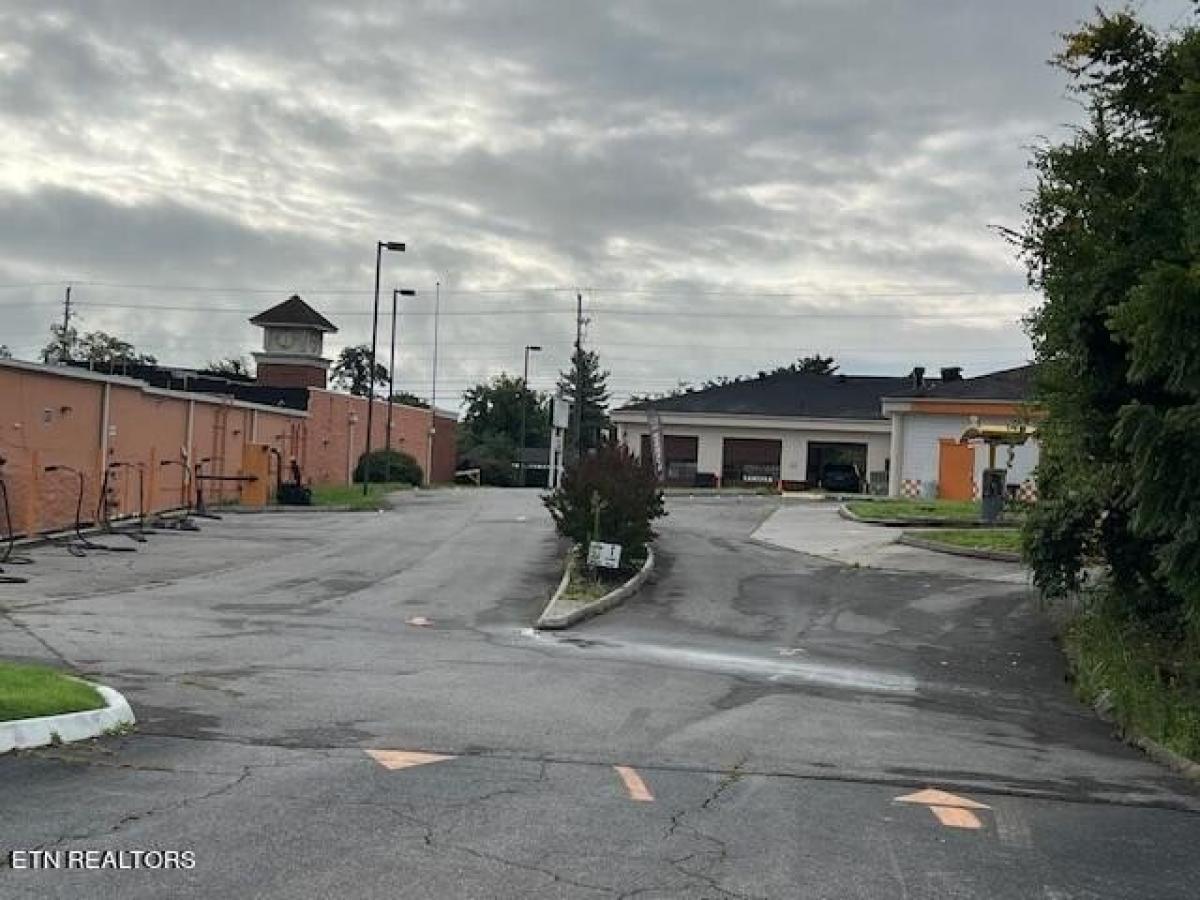 Picture of Residential Land For Sale in Sevierville, Tennessee, United States