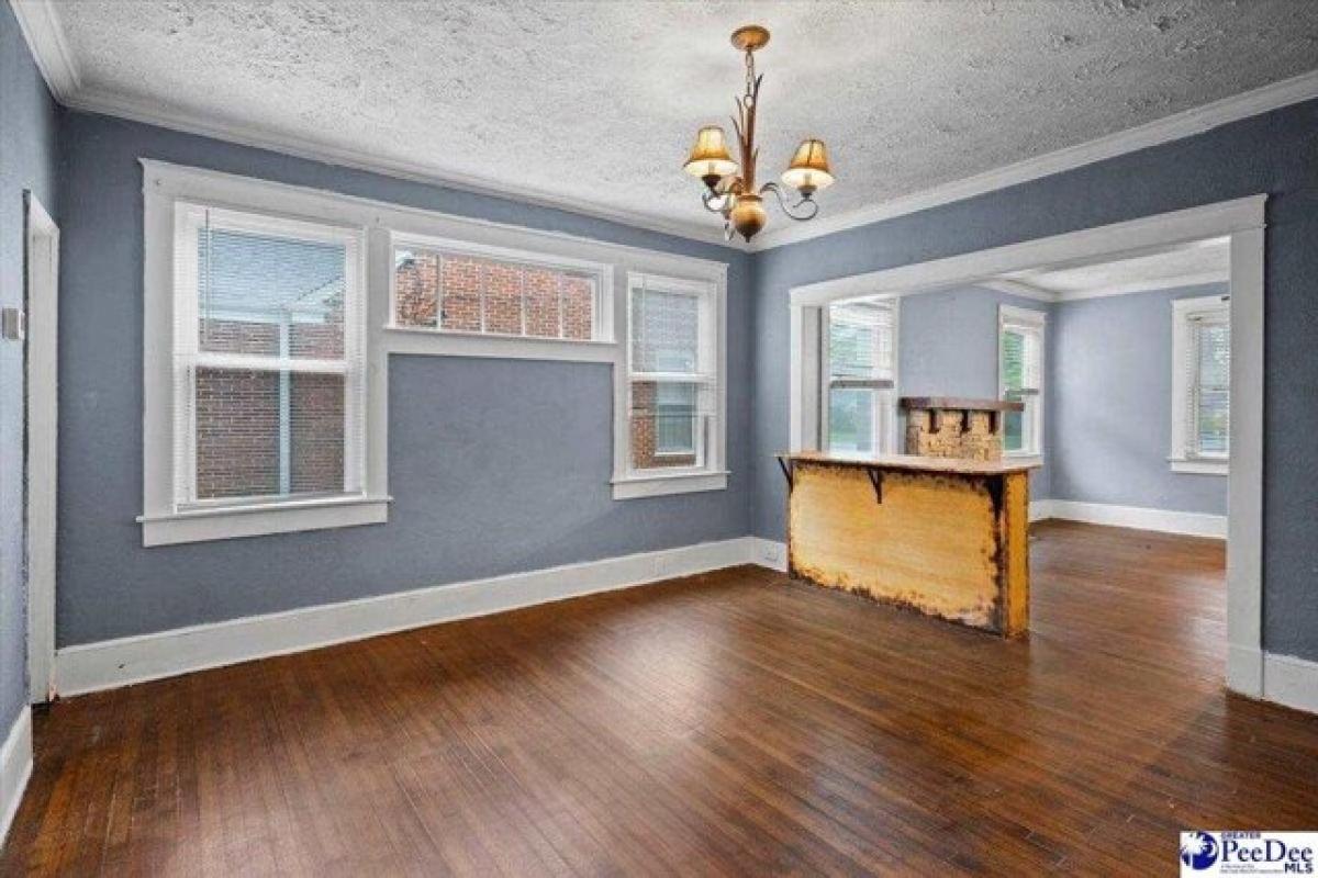 Picture of Home For Sale in Florence, South Carolina, United States