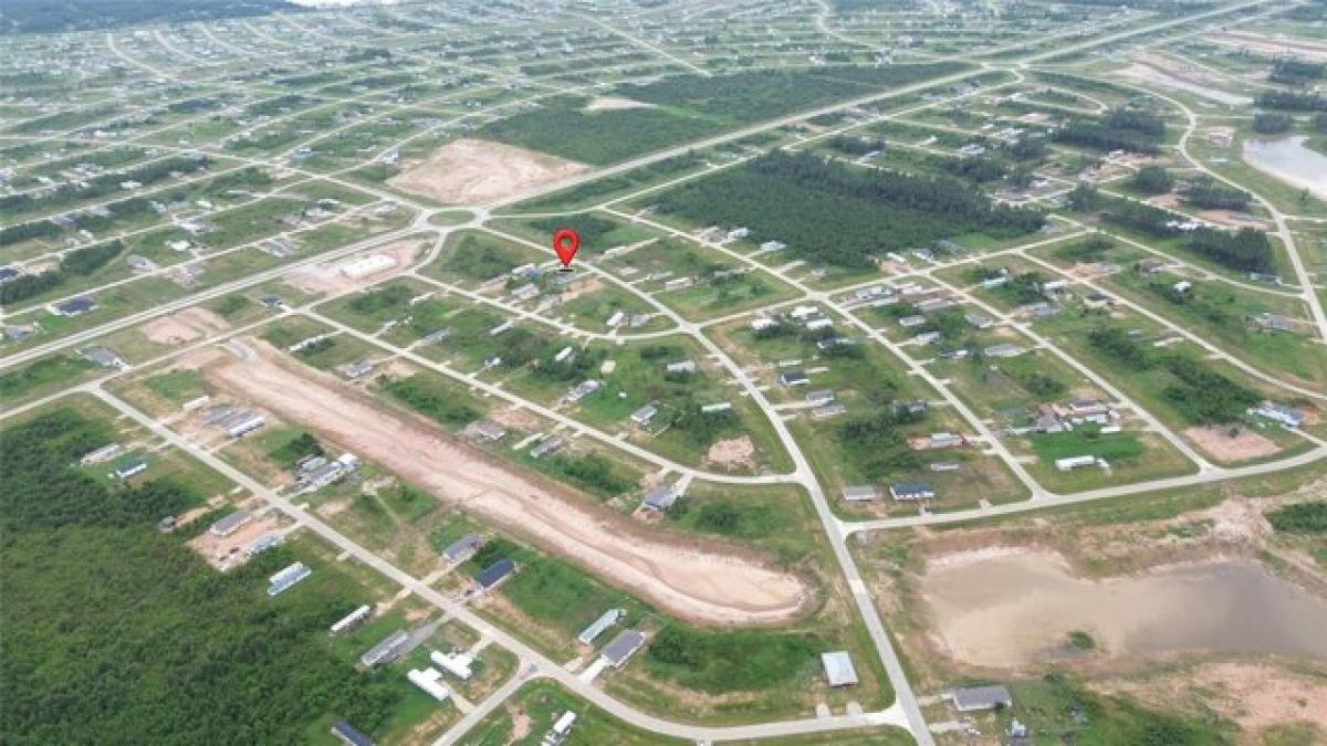 Picture of Residential Land For Sale in Cleveland, Texas, United States