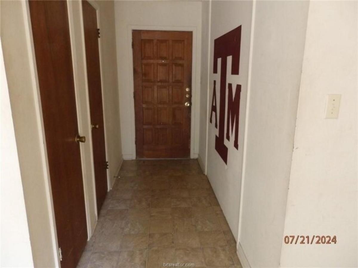 Picture of Home For Sale in College Station, Texas, United States