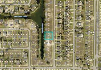 Residential Land For Sale in Cape Coral, Florida