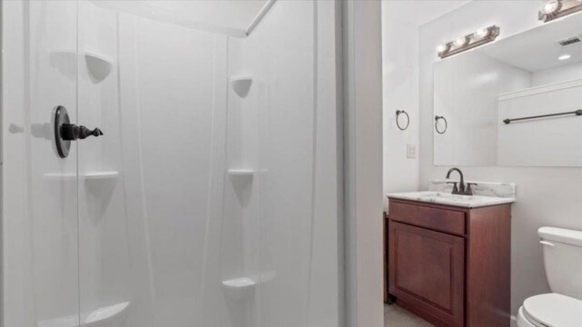 Picture of Home For Sale in Memphis, Tennessee, United States