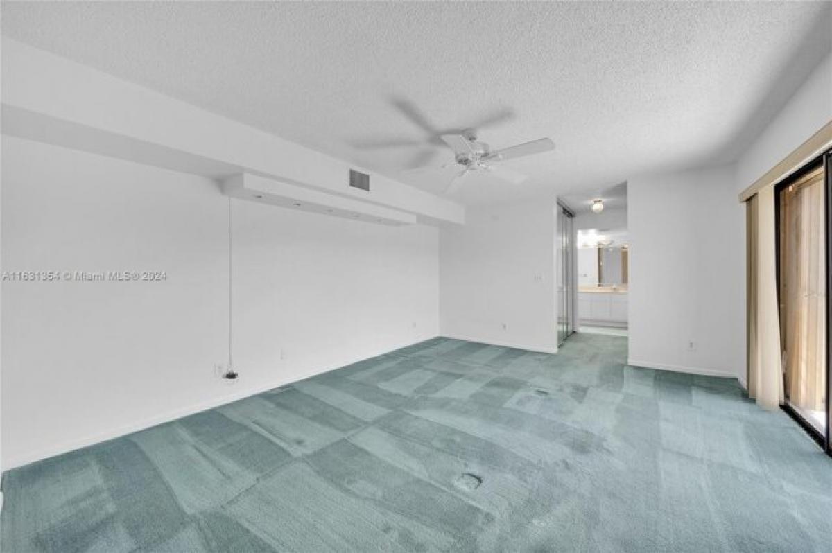 Picture of Home For Sale in Davie, Florida, United States