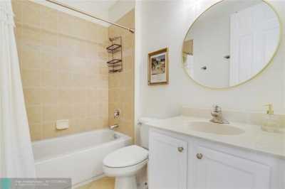 Home For Sale in West Palm Beach, Florida