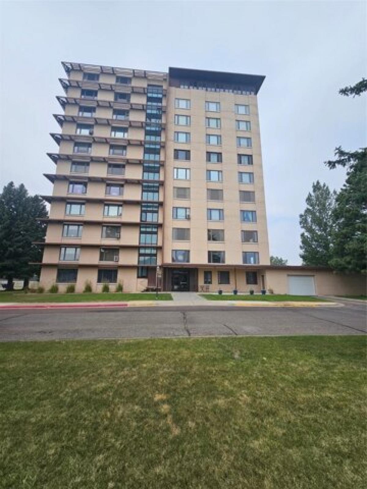 Picture of Home For Sale in Great Falls, Montana, United States