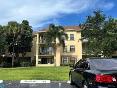 Home For Sale in Sunrise, Florida