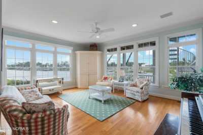 Home For Sale in Southport, North Carolina