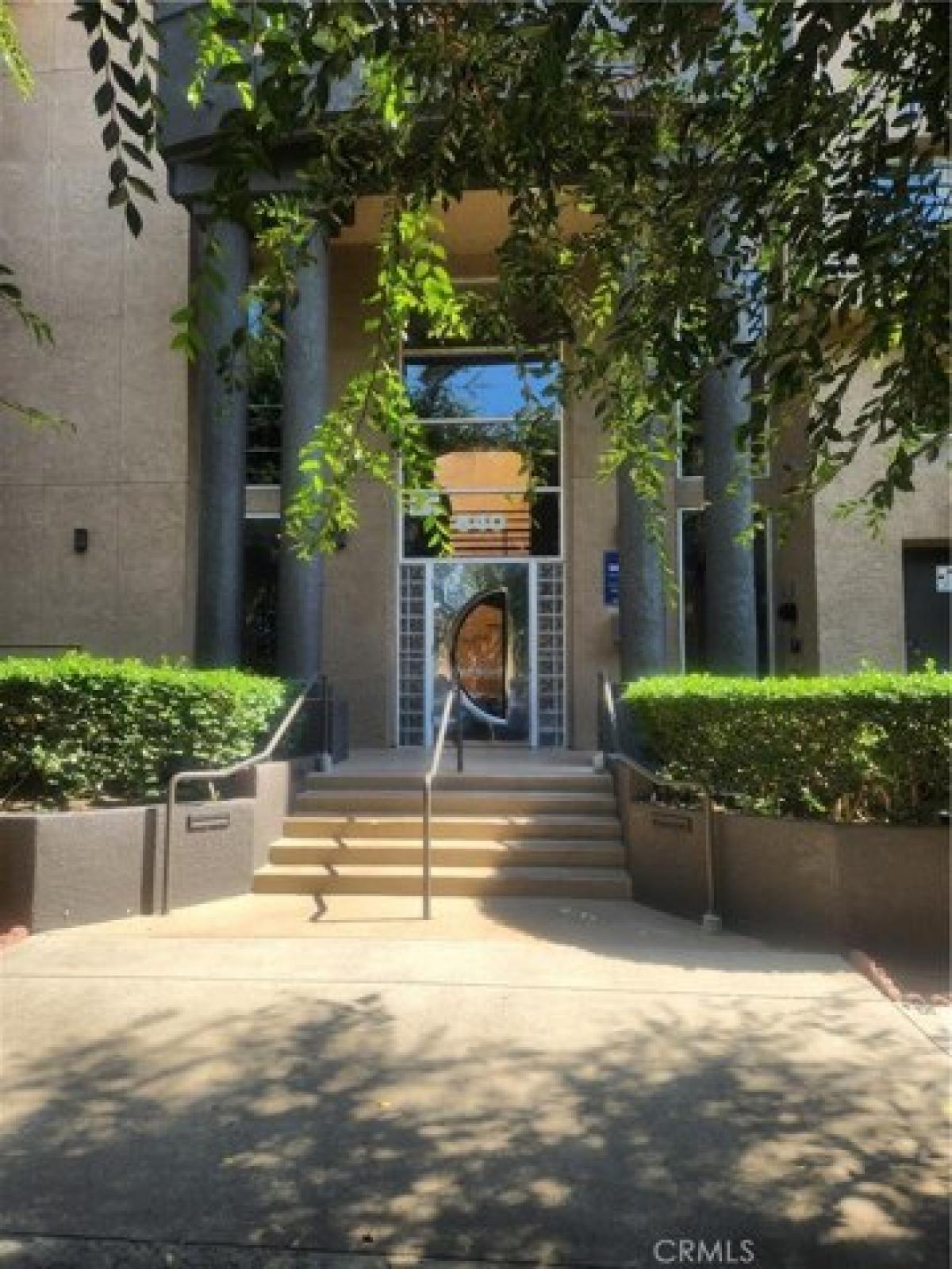 Picture of Home For Sale in Long Beach, California, United States