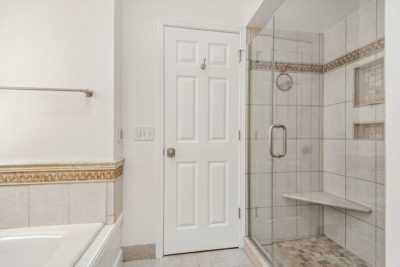 Home For Rent in Libertyville, Illinois