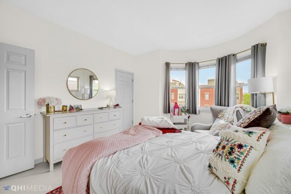 Picture of Home For Rent in Chicago, Illinois, United States