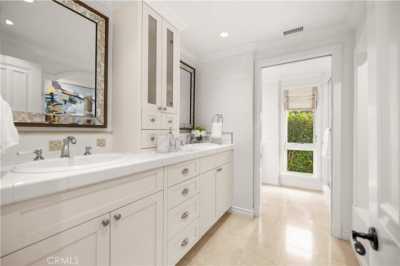 Home For Sale in Newport Beach, California