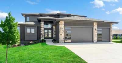Home For Sale in Olathe, Kansas