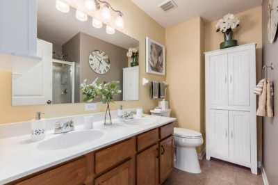 Home For Sale in Grove City, Ohio