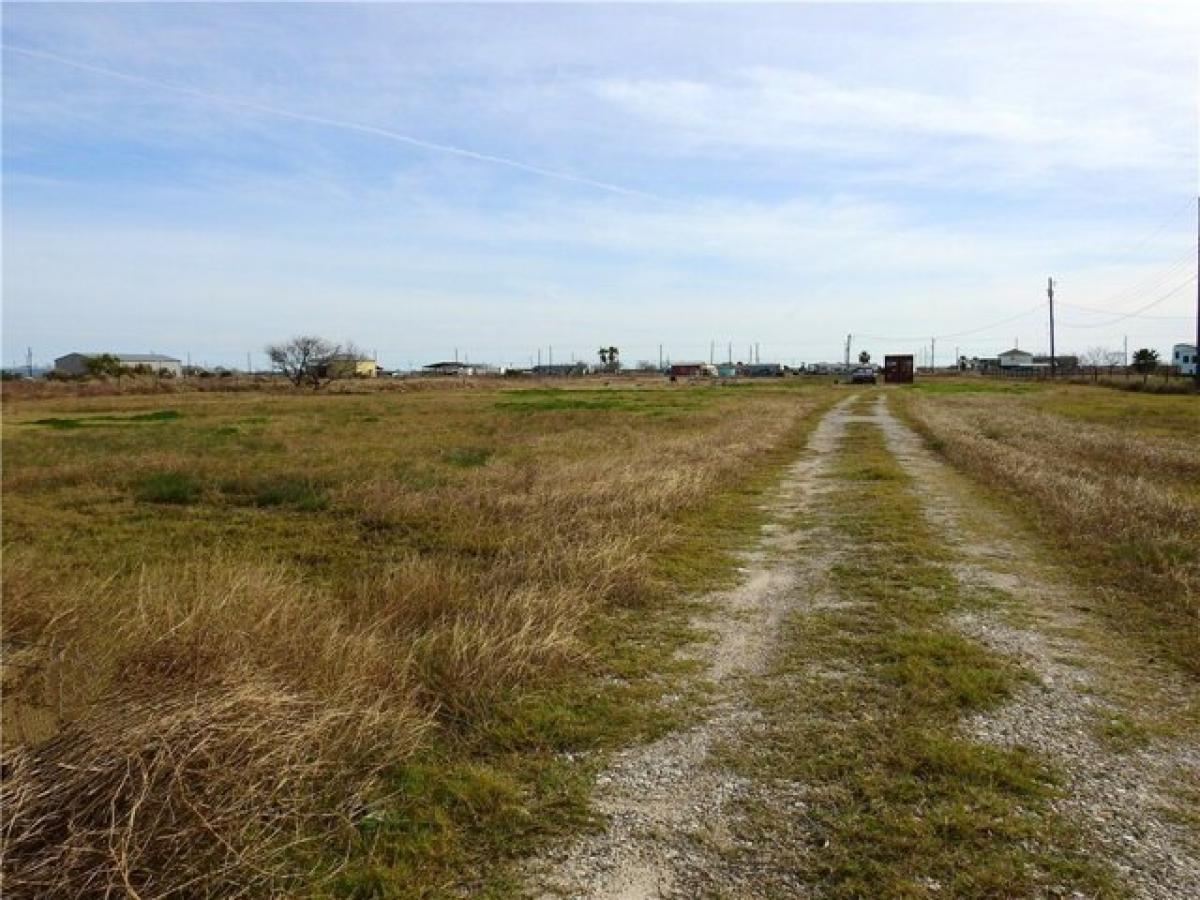 Picture of Residential Land For Sale in Rockport, Texas, United States