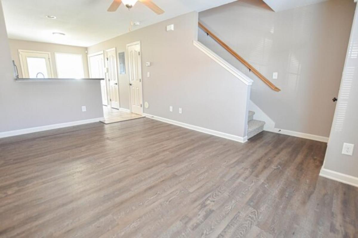 Picture of Apartment For Rent in Clarksville, Tennessee, United States