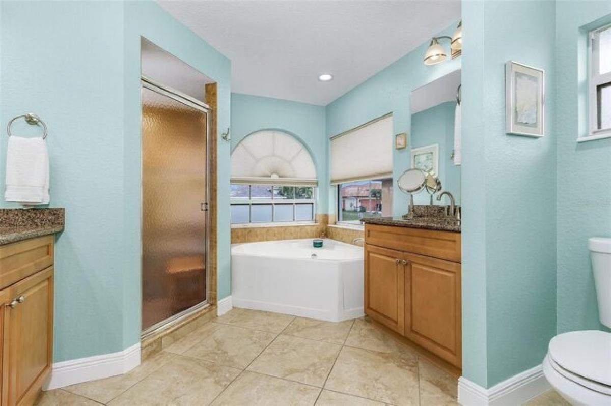 Picture of Home For Sale in Cape Coral, Florida, United States