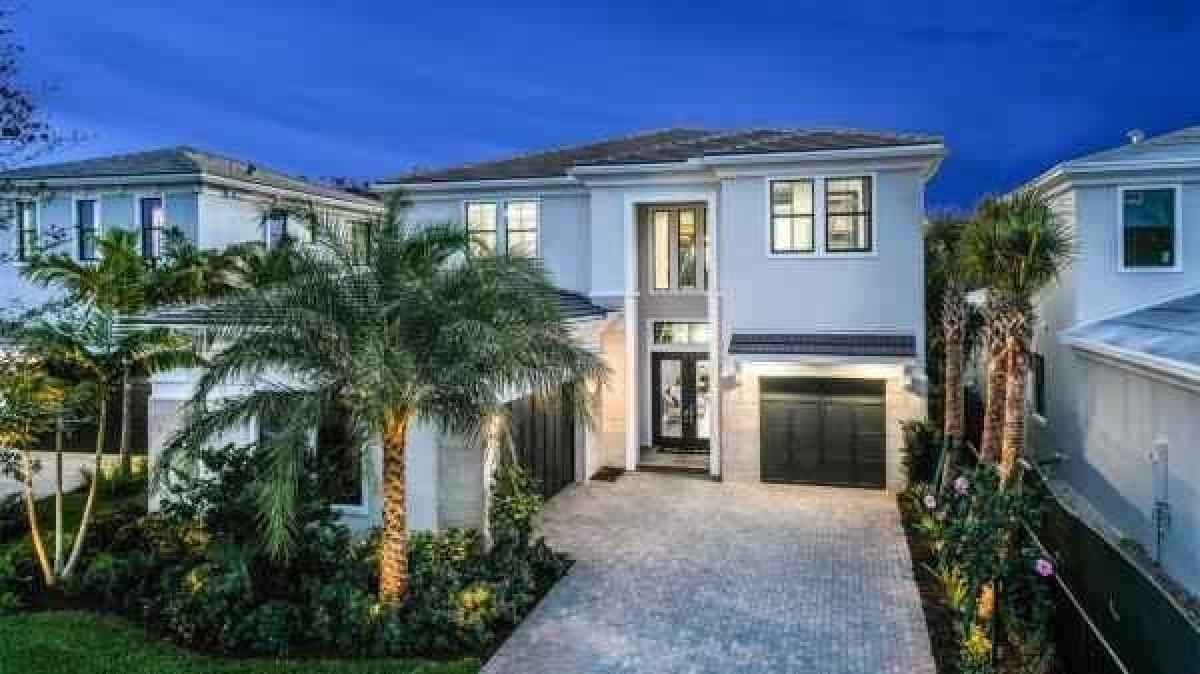 Picture of Home For Sale in Palm Beach Gardens, Florida, United States