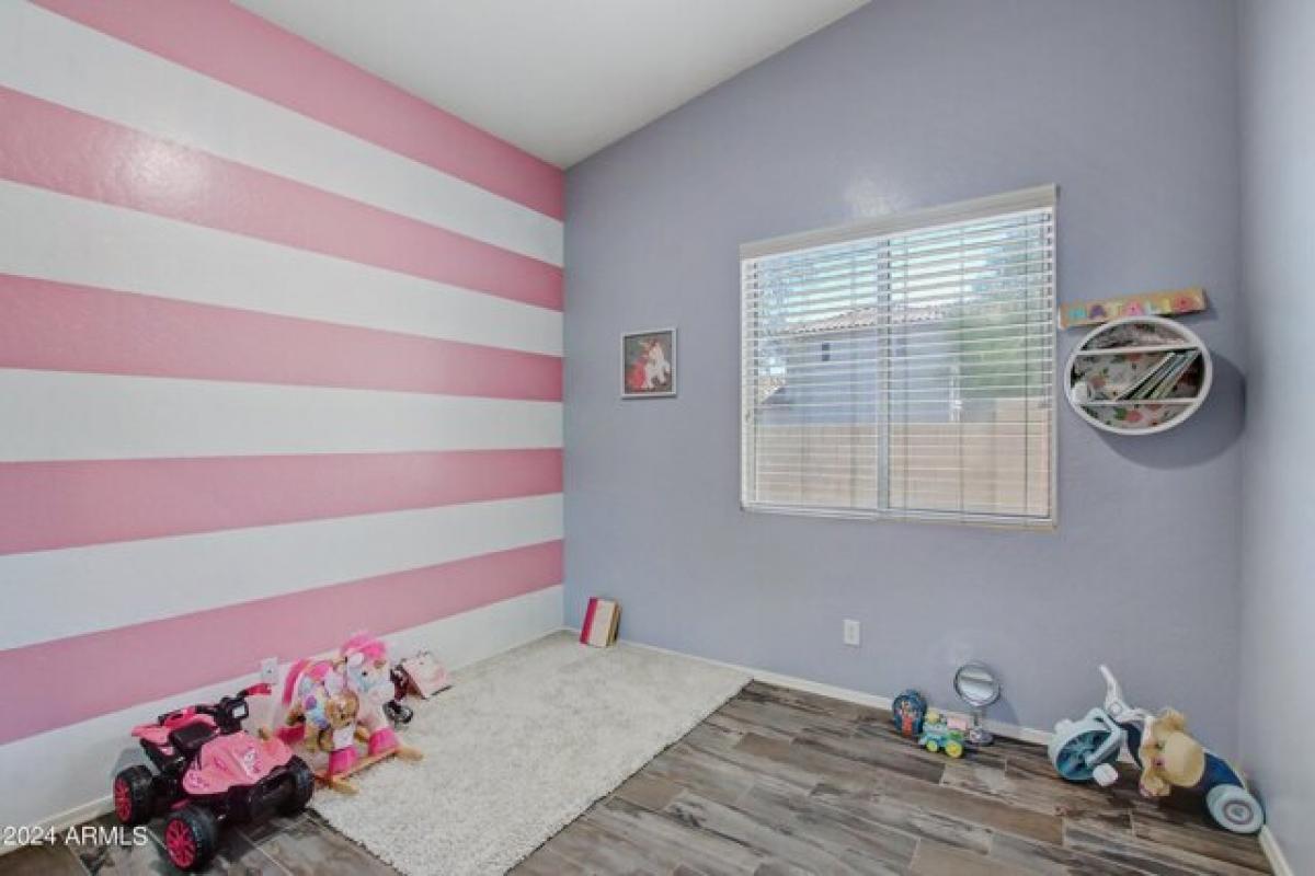 Picture of Home For Sale in Phoenix, Arizona, United States