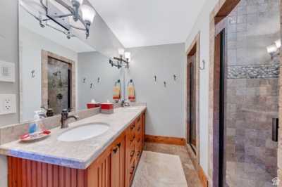 Home For Sale in Garden City, Utah