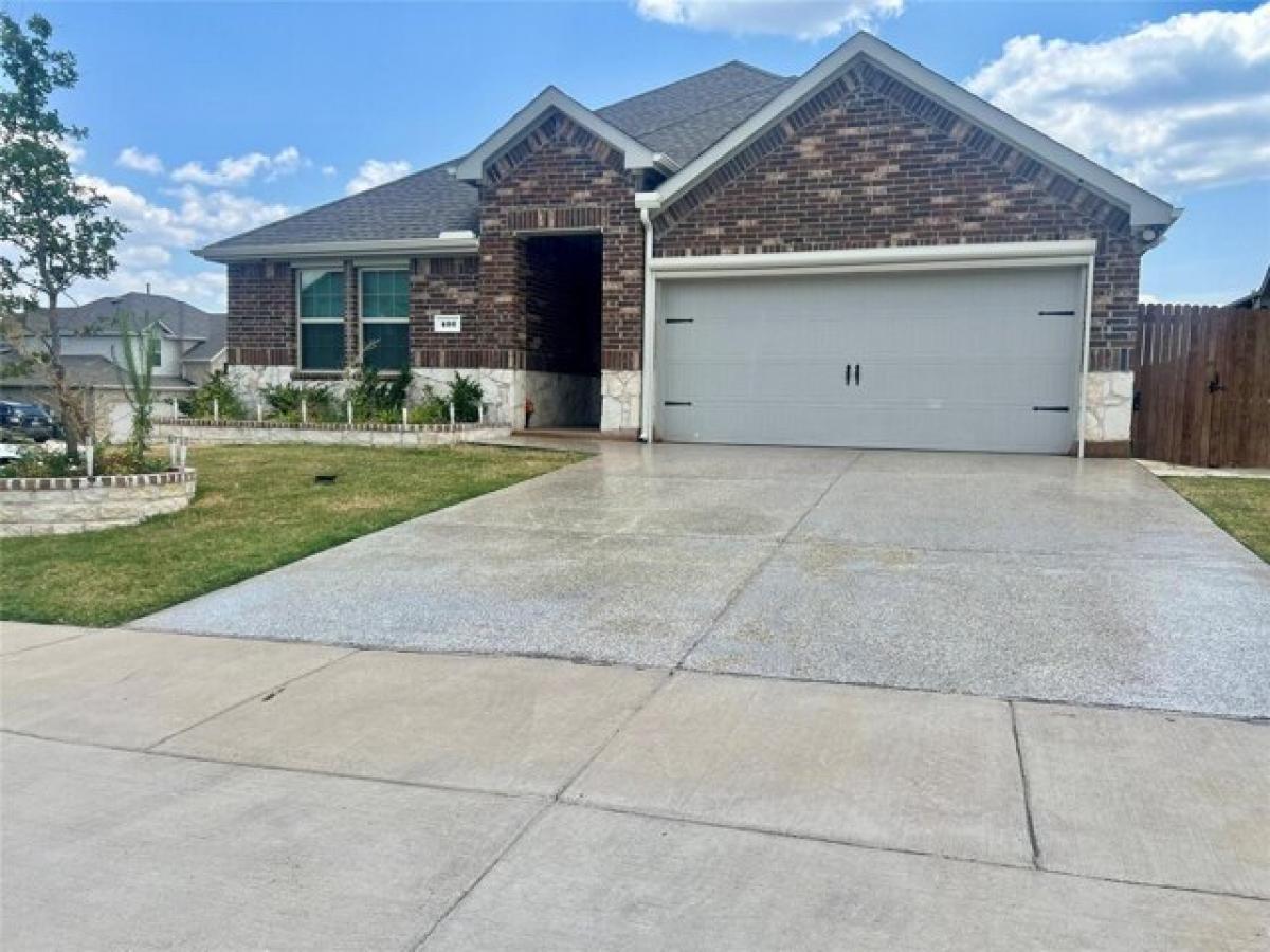 Picture of Home For Sale in Princeton, Texas, United States