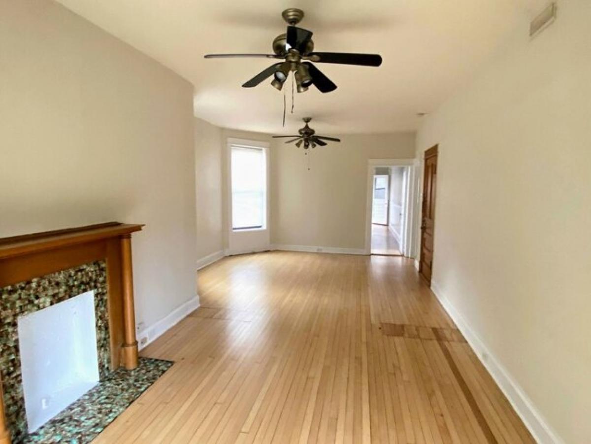 Picture of Home For Rent in Chicago, Illinois, United States