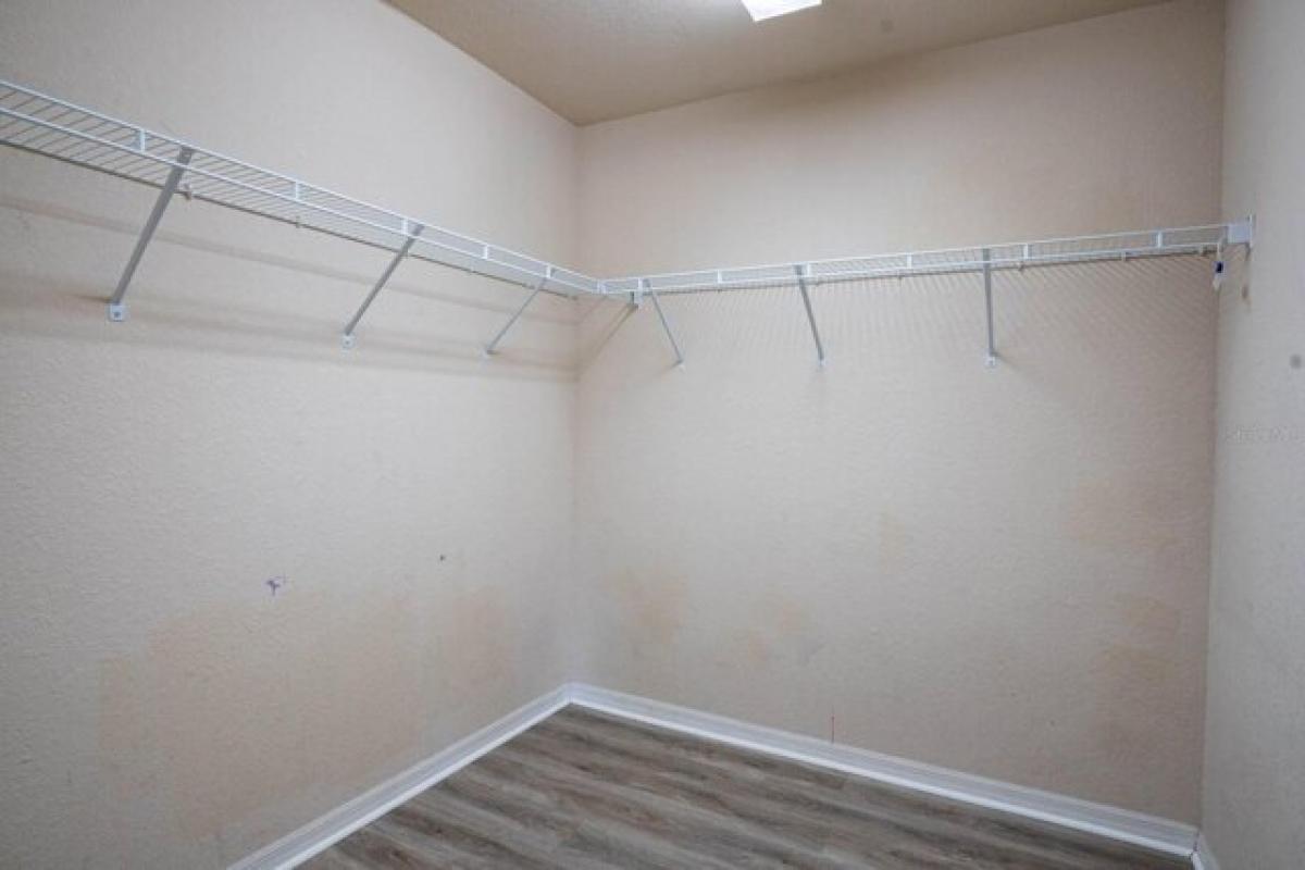 Picture of Home For Sale in Lakeland, Florida, United States