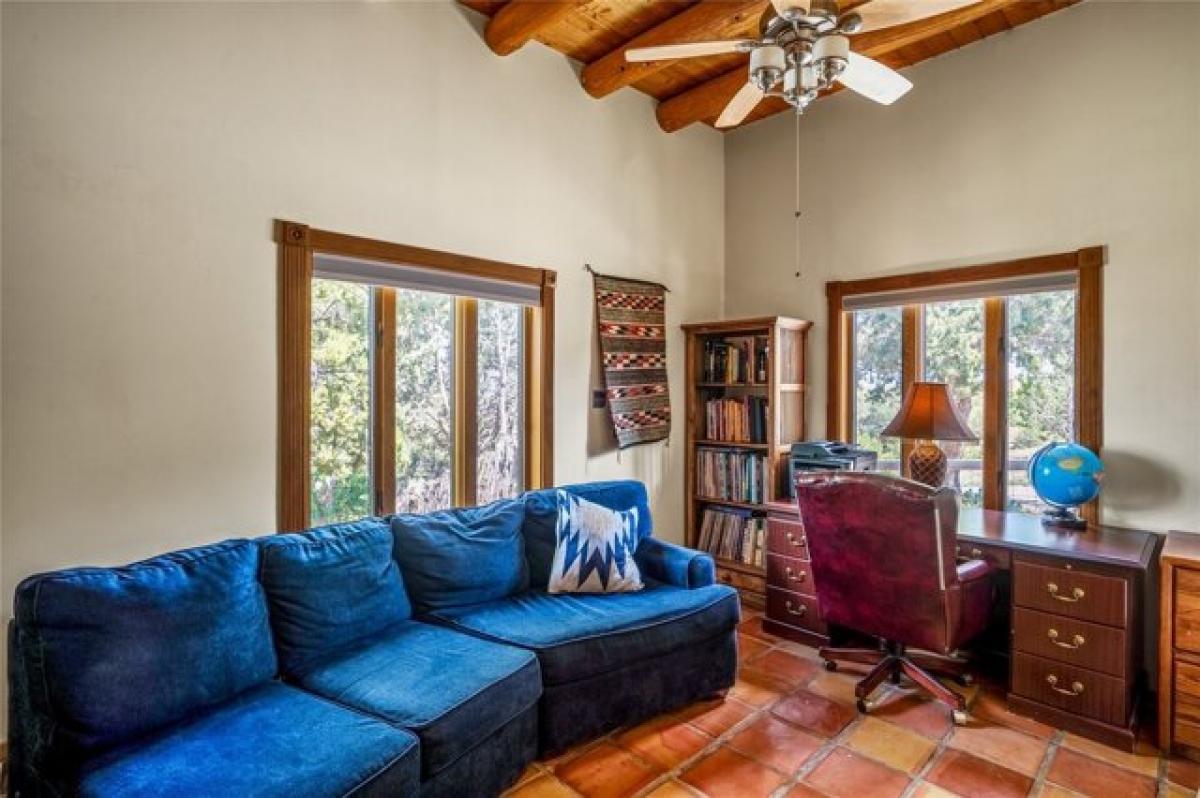 Picture of Home For Sale in Santa Fe, New Mexico, United States
