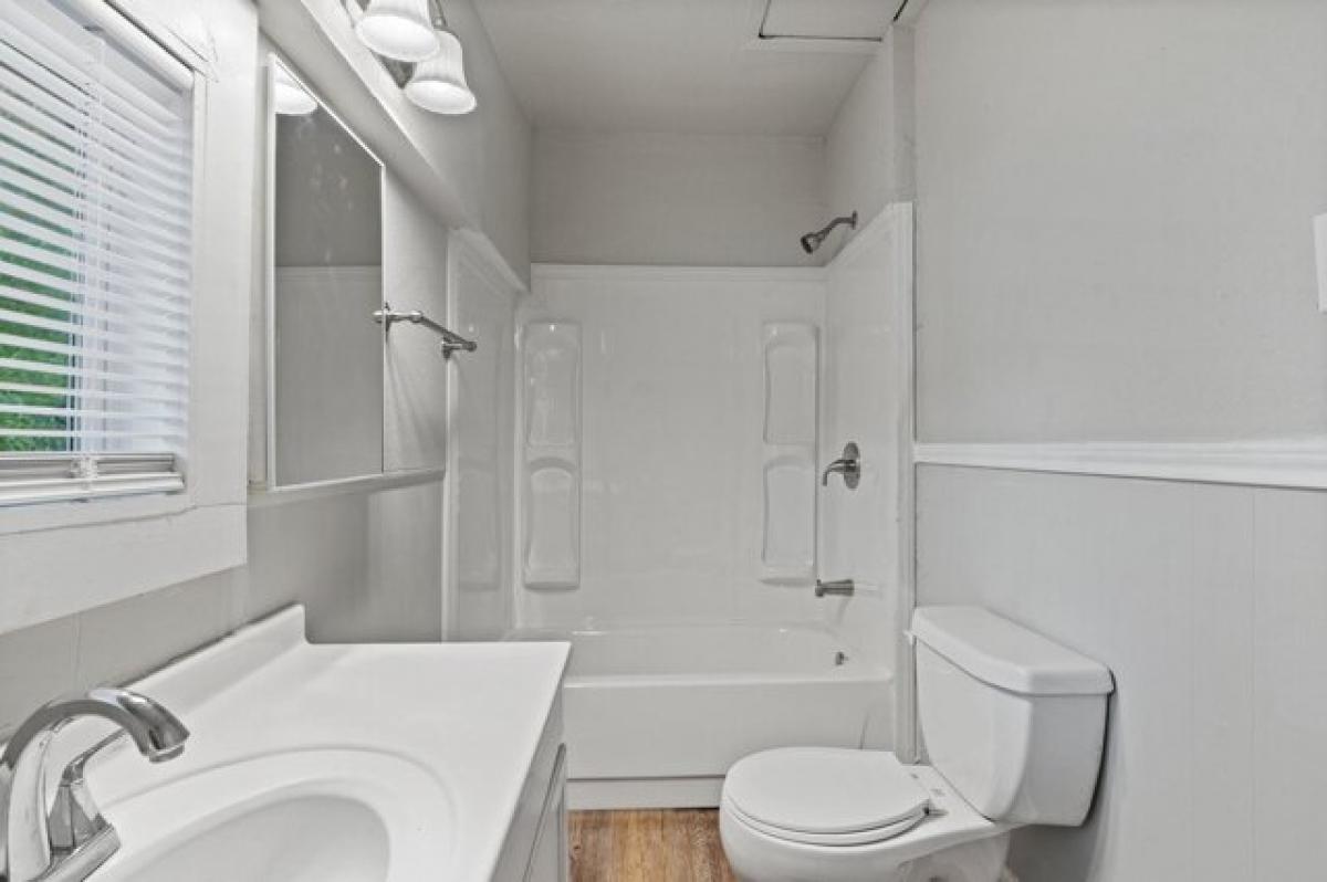 Picture of Home For Sale in Denison, Texas, United States