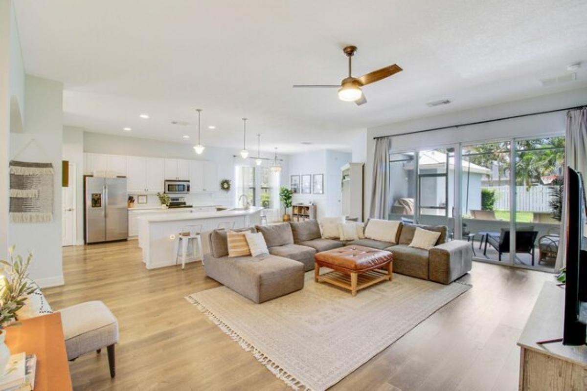 Picture of Home For Sale in Port Saint Lucie, Florida, United States