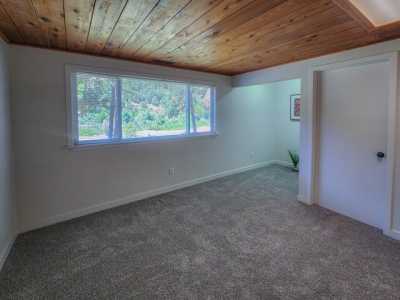 Home For Sale in Grants Pass, Oregon