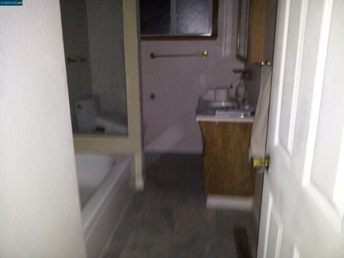 Picture of Home For Sale in Concord, California, United States