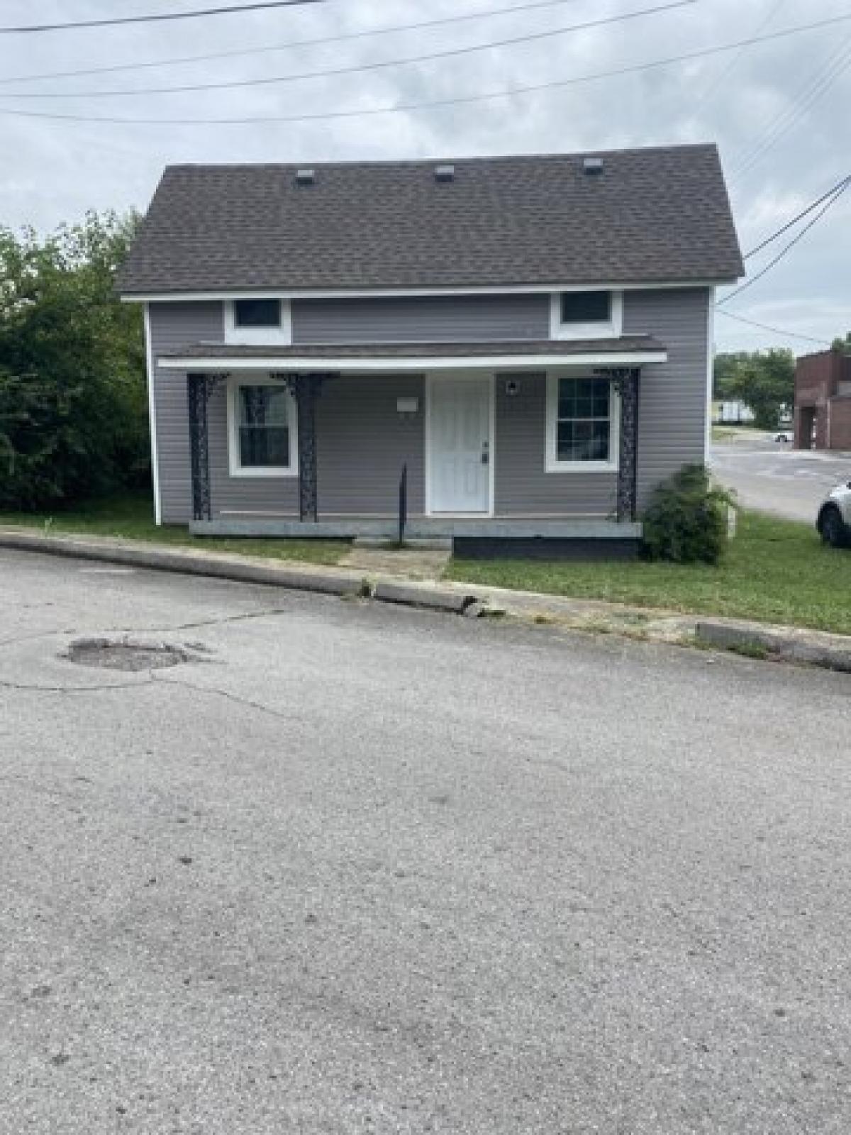 Picture of Home For Sale in Hopkinsville, Kentucky, United States