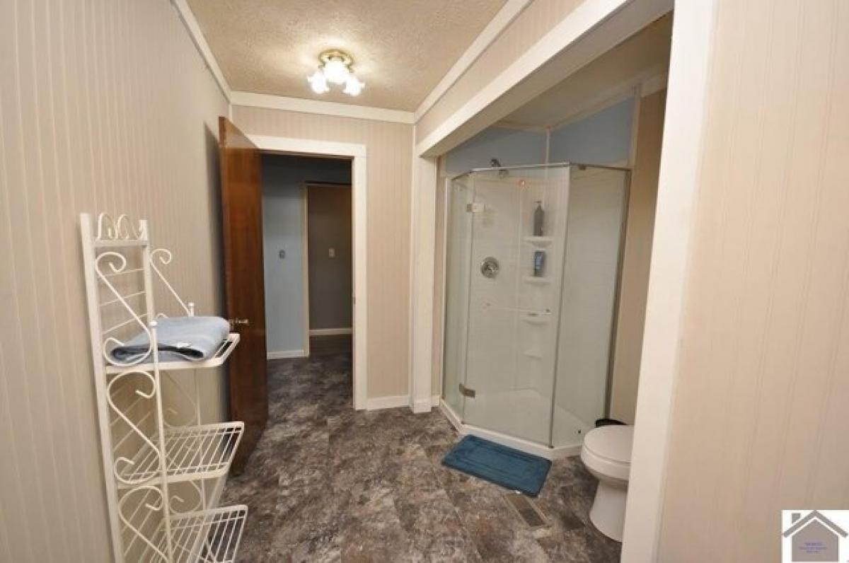 Picture of Home For Sale in Paducah, Kentucky, United States