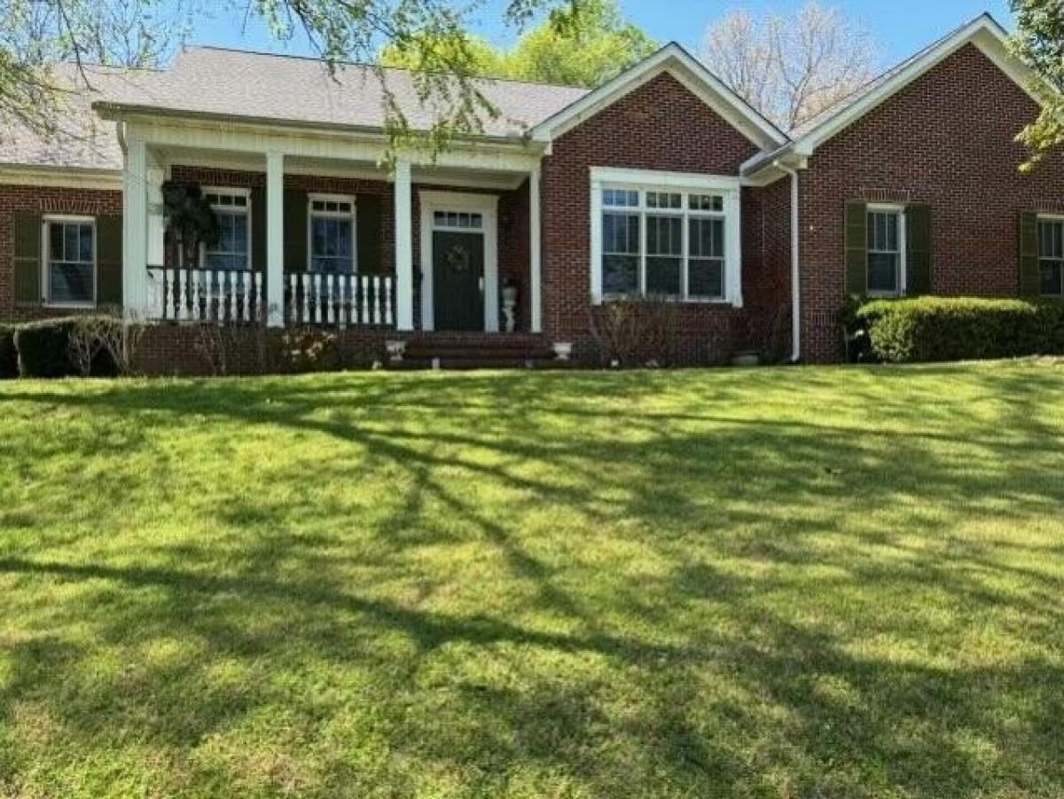 Picture of Home For Sale in Dunlap, Tennessee, United States