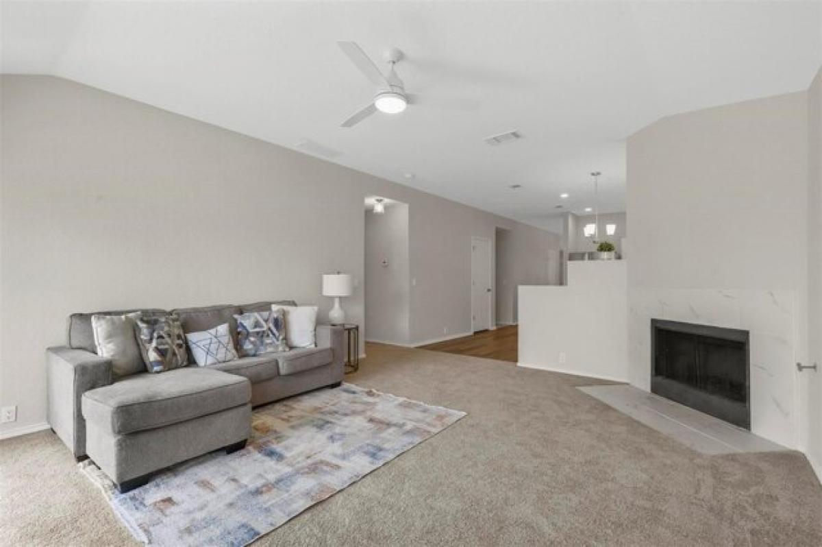 Picture of Home For Sale in Fort Worth, Texas, United States