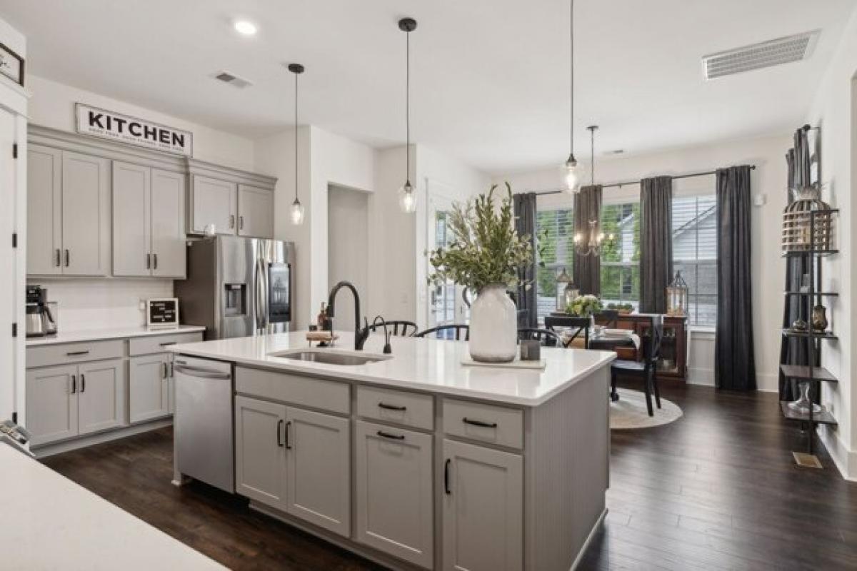 Picture of Home For Sale in Nashville, Tennessee, United States