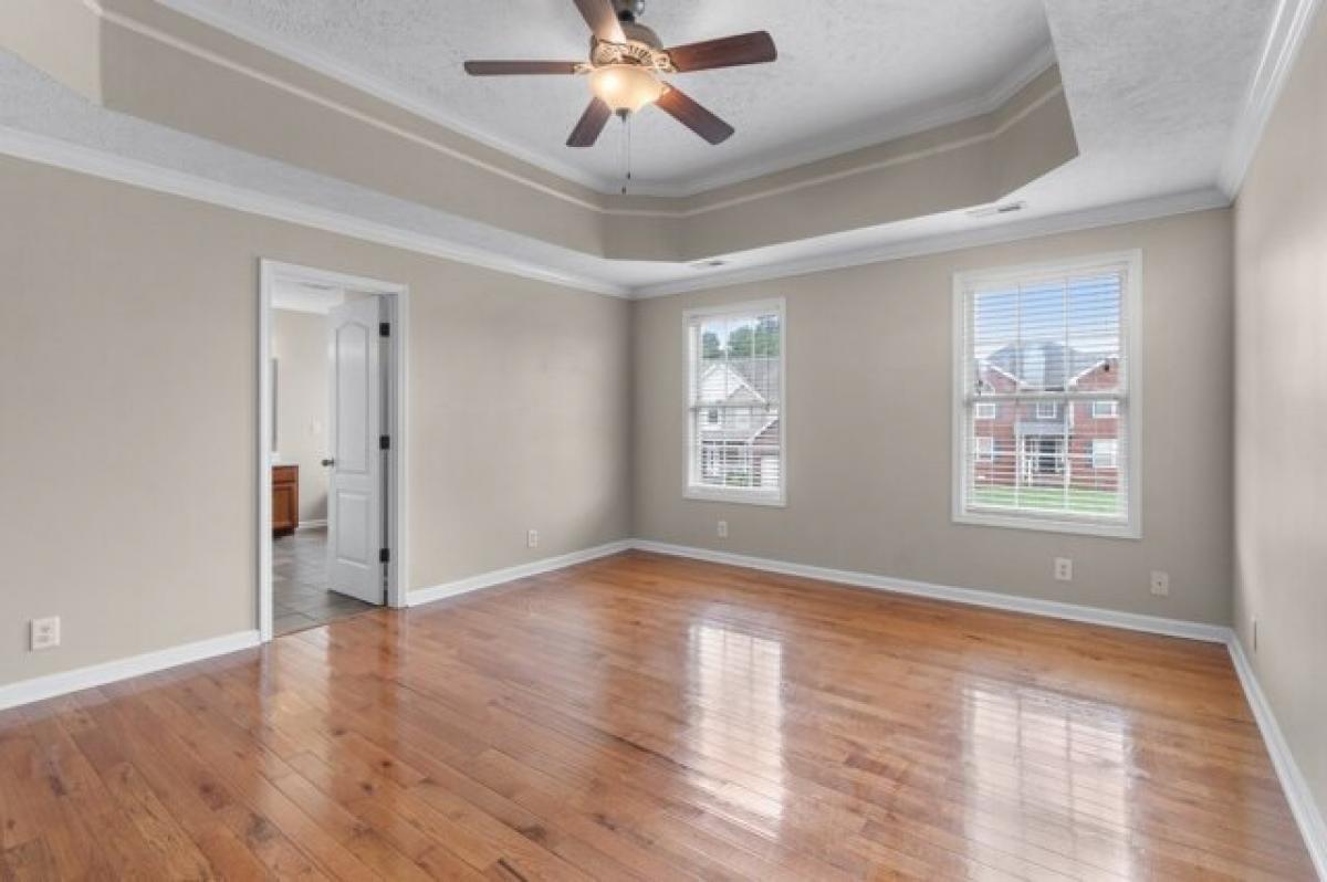 Picture of Home For Sale in Clarksville, Tennessee, United States